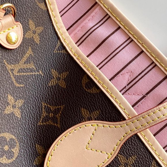 Louis Vuitton Monogram Neverfull MM tote bagLouis Vuitton Monogram Neverfull MM - Picture 5 of 9